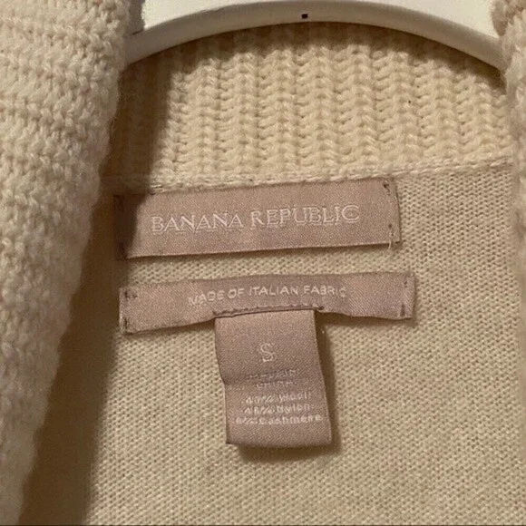 Banana Republic Knitted Italian Yarn Sweater - Picture 7 of 8